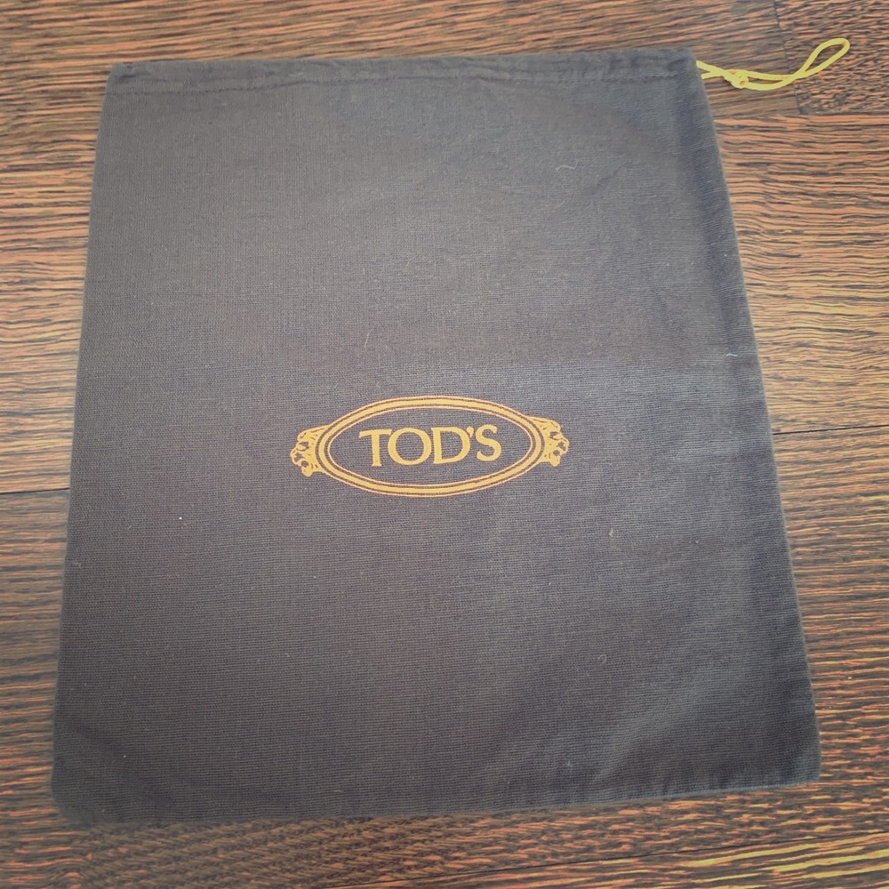 Tod’s Dust Bag 12 3/4” x 11”